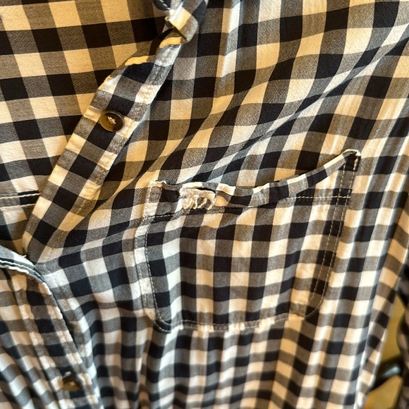 Abercrombie & Fitch button down shirt - Picture 3 of 4